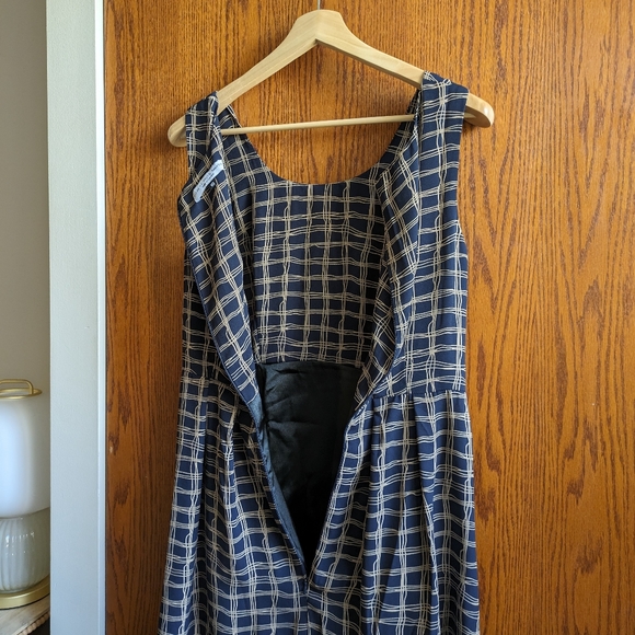 EUC Birds of North America Huet Huet dress Navy Crosshatch Size 10 - Picture 4 of 4